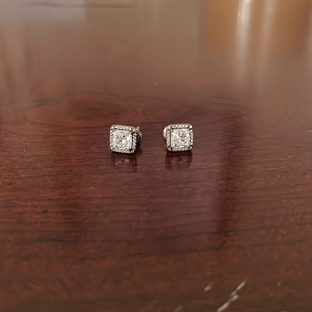 Pandora square sparkle halo stud earrings silver